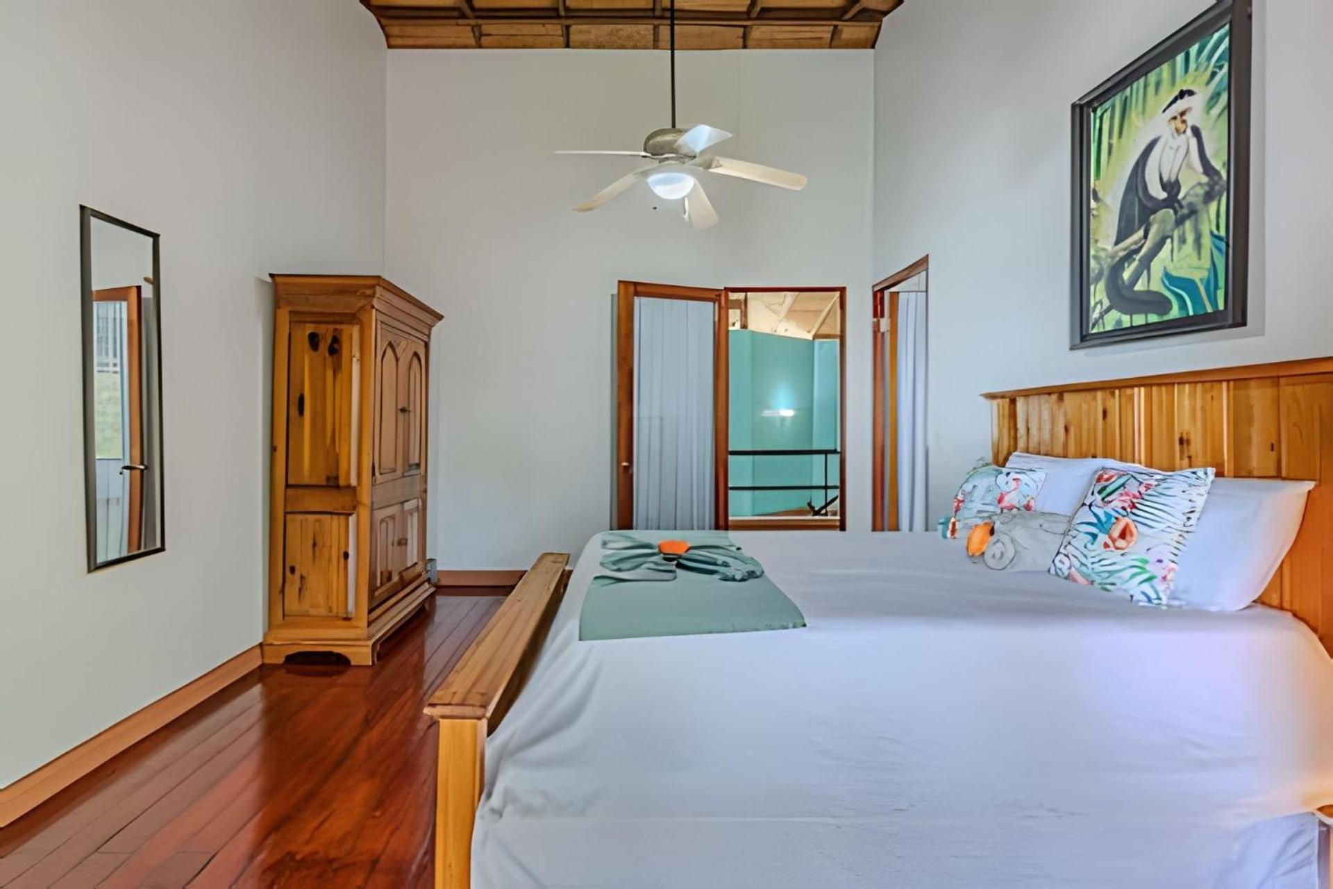 The Jungle Inn Dominicalito Bagian luar foto
