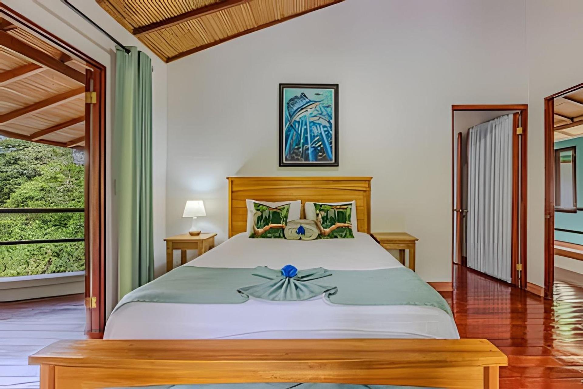 The Jungle Inn Dominicalito Bagian luar foto